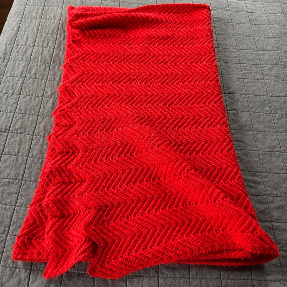 Vintage Handmade Red Crochet Afghan Chevron Ripple Stitch Blanket 86x36
